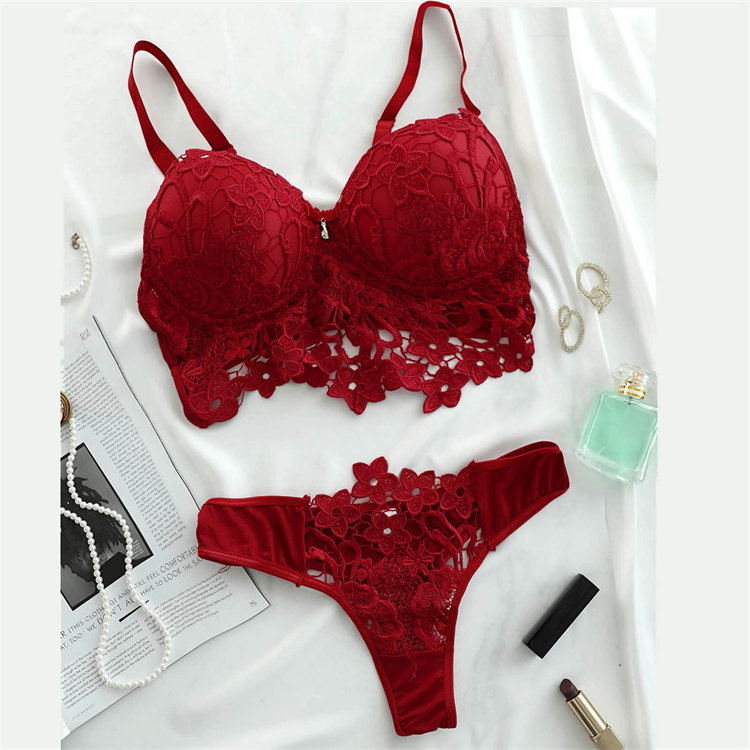 Lace Detailed Underwire Corset & Panty Set Castello Clothing Line