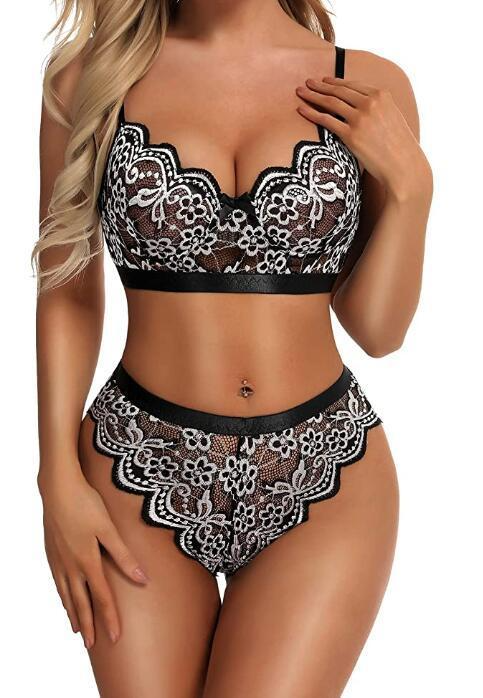 Scallop Lace Bra & Panty Set Castello Clothing Line