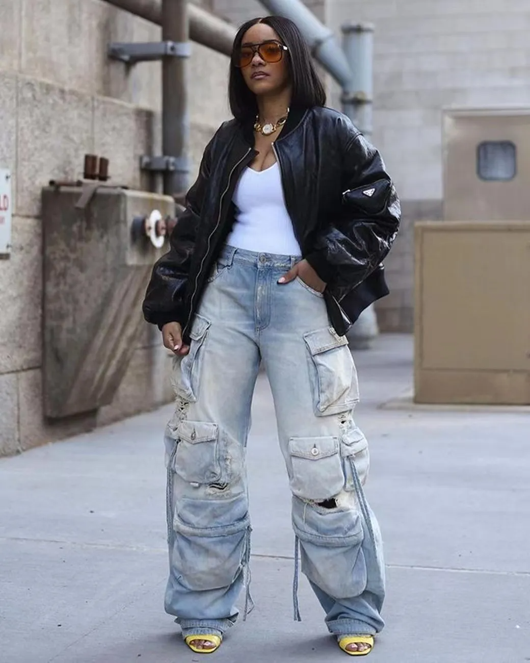 Loose ripped cargo jeans