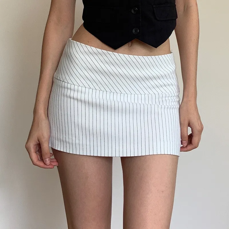 Mini Skirts | High-Waisted, Ruched & Denim Styles